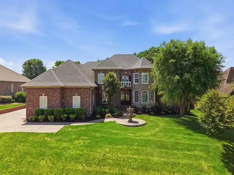 425 Ridgecrest Ln, Lebanon, TN 37087