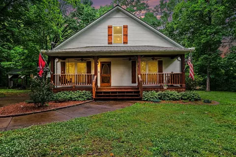 3510 Tobe Robertson Rd, Columbia, TN 38401