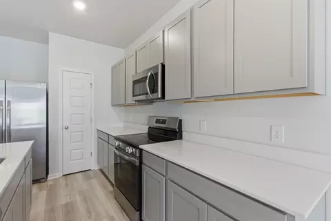 Kitchen - 564 Trinity Way, Spring Hill, TN 37174 photo 3 of 3