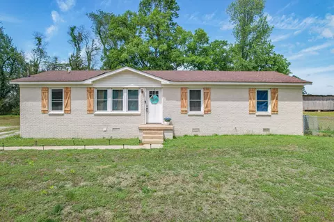 2220 Cherry Dr, Pulaski, TN 38478
