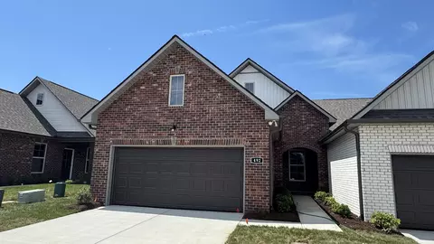 492 W Foxrun, Springfield, TN 37172