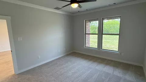 Bedroom - 492 W Foxrun, Springfield, TN 37172 photo 2 of 4