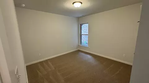 Bedroom - 498 W Foxrun, Springfield, TN 37172 photo 2 of 3