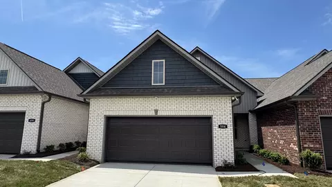 Exterior - 504 W Foxrun, Springfield, TN 37172 photo 1 of 4