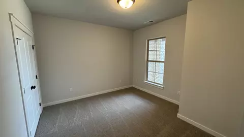Bedroom - 504 W Foxrun, Springfield, TN 37172 photo 2 of 3