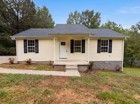 1382 Neptune Rd, Ashland City, TN 37015
