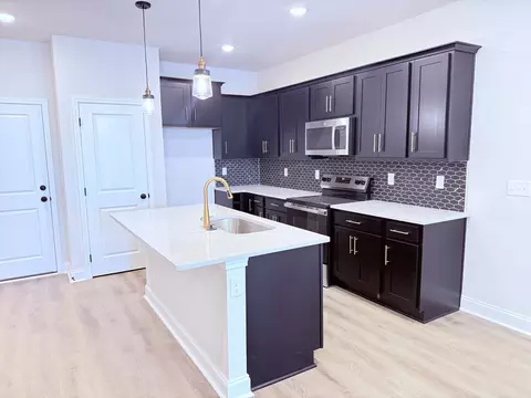 Kitchen - 2718 Willowoak Trl #2902, Murfreesboro, TN 37129 photo 1 of 4
