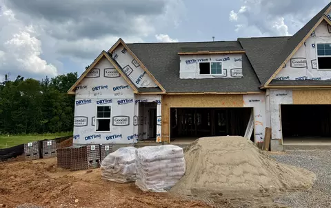 441 Charlie Pl, White House, TN 37188