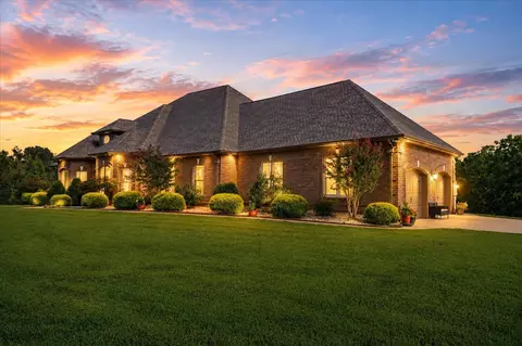3870 Head Rd, Adams, TN 37010