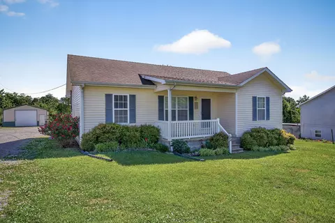 475 Webb Ln, Smithville, TN 37166