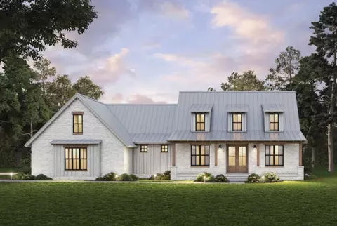 2000 Street Place Loop, Monterey, TN 38574