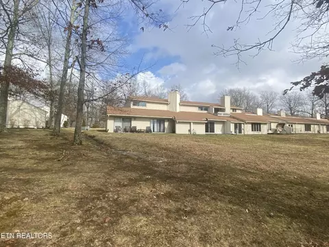 7000 Big Horn B 5 Dr, Crossville, TN 38572