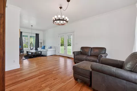 Living - 302 Ligon Ln, Baxter, TN 38544 photo 4 of 5