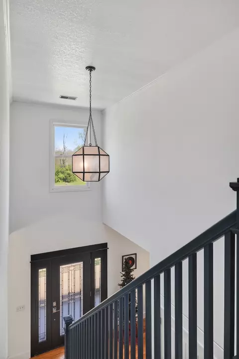 Entry Way - 302 Ligon Ln, Baxter, TN 38544 photo 6 of 8