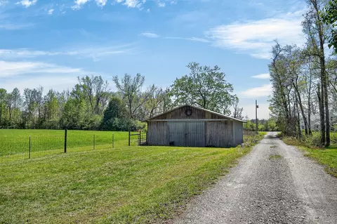 Exterior - 302 Ligon Ln, Baxter, TN 38544 photo 11 of 15