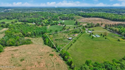 515 Trentham Rd, Spring City, TN 37381