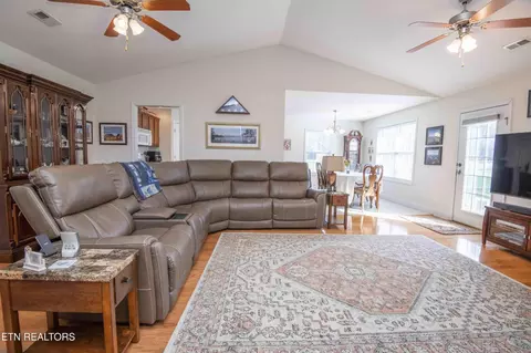 9656 Captain Smith Ln, Corryton, TN 37721 photo 24