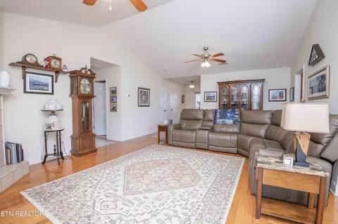 9656 Captain Smith Ln, Corryton, TN 37721 photo 26