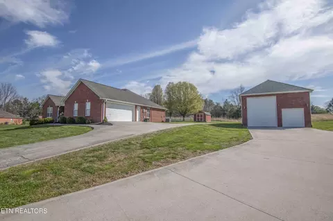 9656 Captain Smith Ln, Corryton, TN 37721 photo 3
