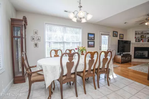 9656 Captain Smith Ln, Corryton, TN 37721 photo 19