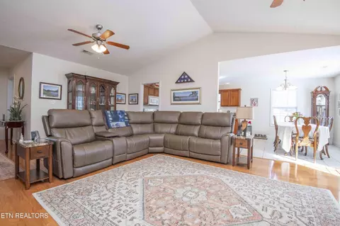 9656 Captain Smith Ln, Corryton, TN 37721 photo 25