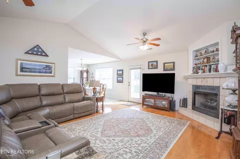 9656 Captain Smith Ln, Corryton, TN 37721 photo 23