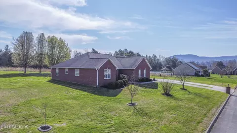 9656 Captain Smith Ln, Corryton, TN 37721 photo 12