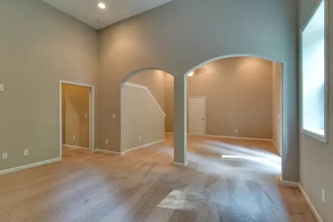 Living - 182 Blueberry Ct, Murfreesboro, TN 37128 photo 5 of 5