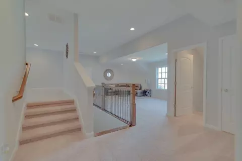 Entry Way - 182 Blueberry Ct, Murfreesboro, TN 37128 photo 4 of 4