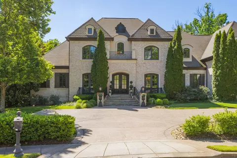 1090 Stockett Dr, Nashville, TN 37221