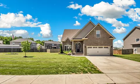 110 Chisum Ct, Clarksville, TN 37043