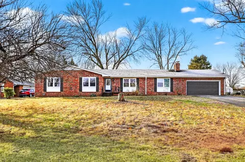 519 Meadowlawn Dr, Franklin, KY 42134
