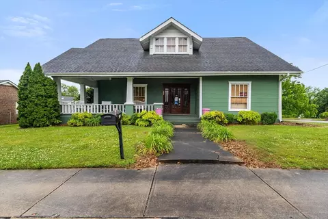 309 2nd Ave NW, Winchester, TN 37398