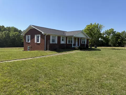 2276 S Mount Pleasant Rd, Greenbrier, TN 37073