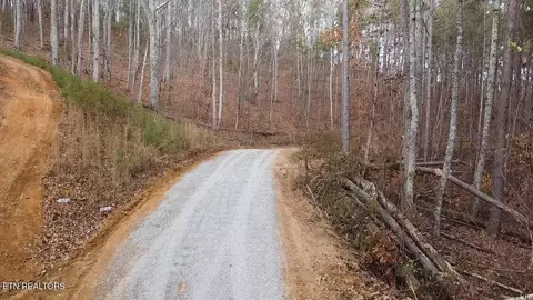 2 Parksville Rd, Benton, TN 37307