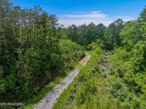 7400 New Highway 68, Madisonville, TN 37354
