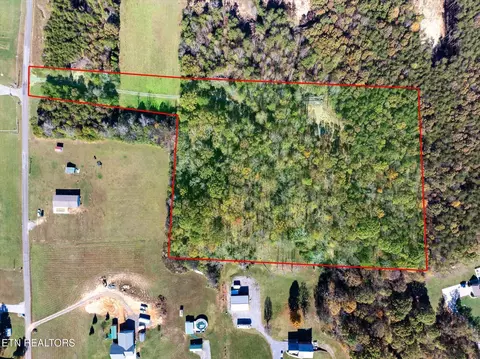 8 County Road 784, Etowah, TN 37331