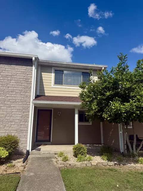 2169 Highway 41 S #13, Greenbrier, TN 37073