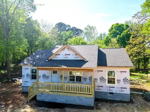 87 Broad St, Chatsworth, GA 30705