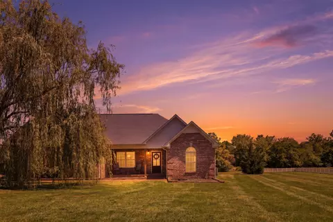3465 Clegg Dr, Spring Hill, TN 37174