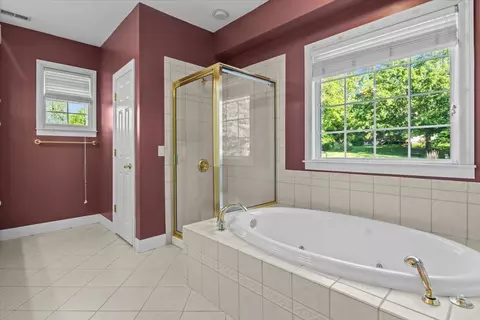 Bath - 2440 Maple Grove Rd, Dickson, TN 37055 photo 1 of 5