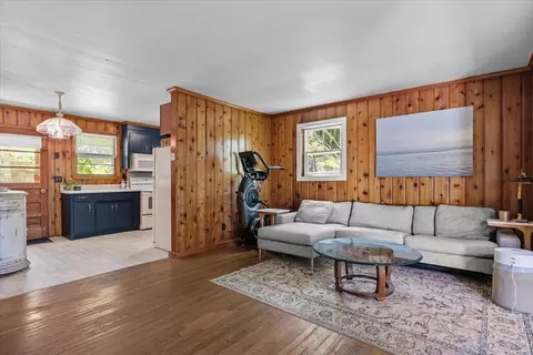 Living - 2440 Maple Grove Rd, Dickson, TN 37055 photo 6 of 6