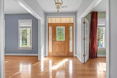 Entry Way - 2440 Maple Grove Rd, Dickson, TN 37055 photo 1 of 1