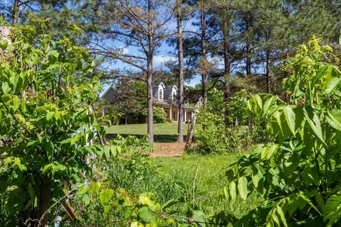 Exterior - 2440 Maple Grove Rd, Dickson, TN 37055 photo 10 of 15