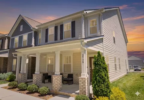 2738 Fordham St, Columbia, TN 38401