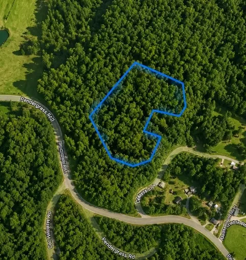 1 Moles Ln, Byrdstown, TN 38549