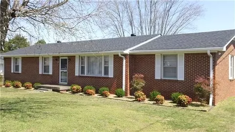 209 Curtis Ave, Alexandria, TN 37012