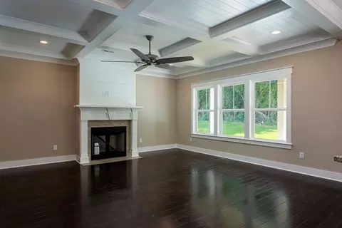 5052 NW Solar Ln, Cleveland, TN 37312