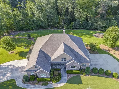 1080 Estate Dr, Dalton, GA 30720