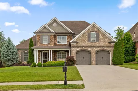 7997 Hampton Cove Dr, Ooltewah, TN 37363